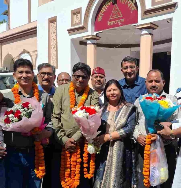 ठेकेदार यूनियन नगर निगम देहरादून चुनाव सम्पन्न; मुकेश शर्मा अध्यक्ष, चंद्रशेखर नेगी सचिव पद पर मनोनीत