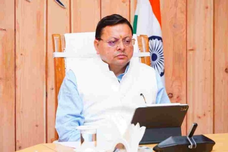 सीएम धामी ने वरिष्ठ अधिकारियों के साथ आयोजित उच्च स्तरीय बैठक में राज्य के आपदा प्रबंधन, प्रशासनिक सुधार और स्थानीय स्तर पर सेवा वितरण को प्रभावी बनाने को लेकर लिए कई अहम निर्णय