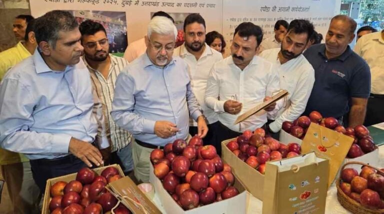 देहरादून से दुबई के लिए 1.2 मीट्रिक टन गढ़वाली सेब (किंग रोट) की पहली परीक्षण खेप रवाना