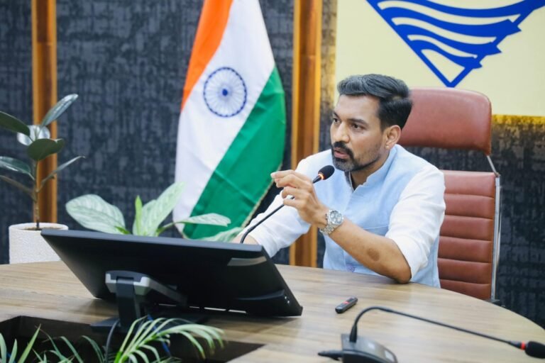 डीएम आशीष चौहान ने की आपदा तैयारी एवं मानसून पूर्व व्यवस्थाओं की समीक्षा